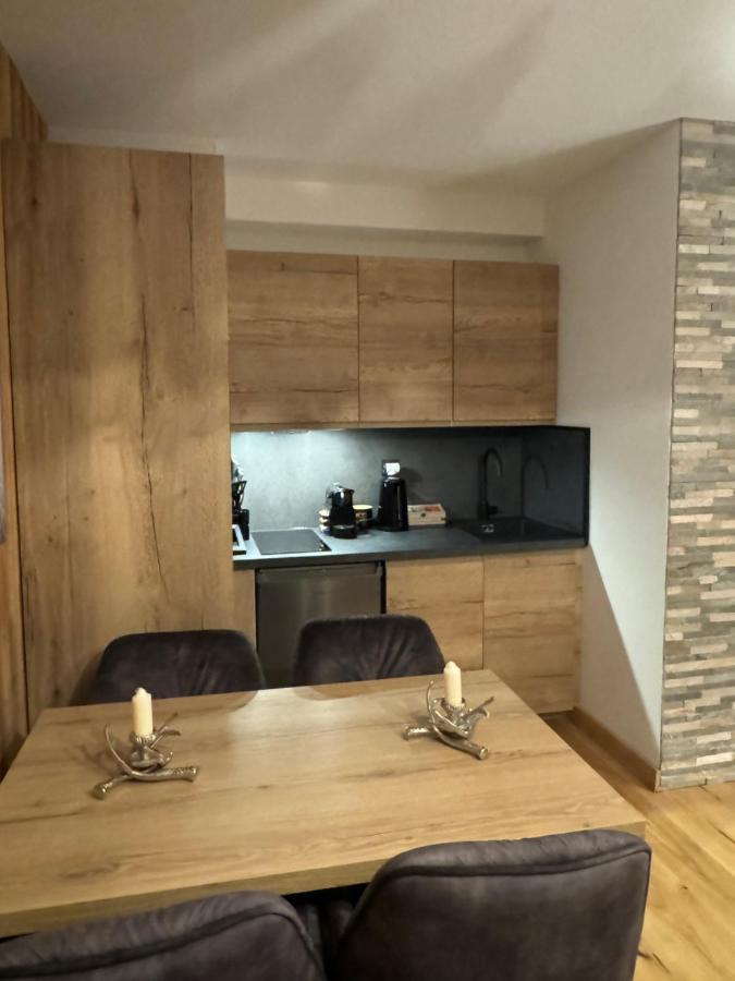 Cocon Au Coeur De Chamonix Avec Parking Gratuit Apartment Exterior photo