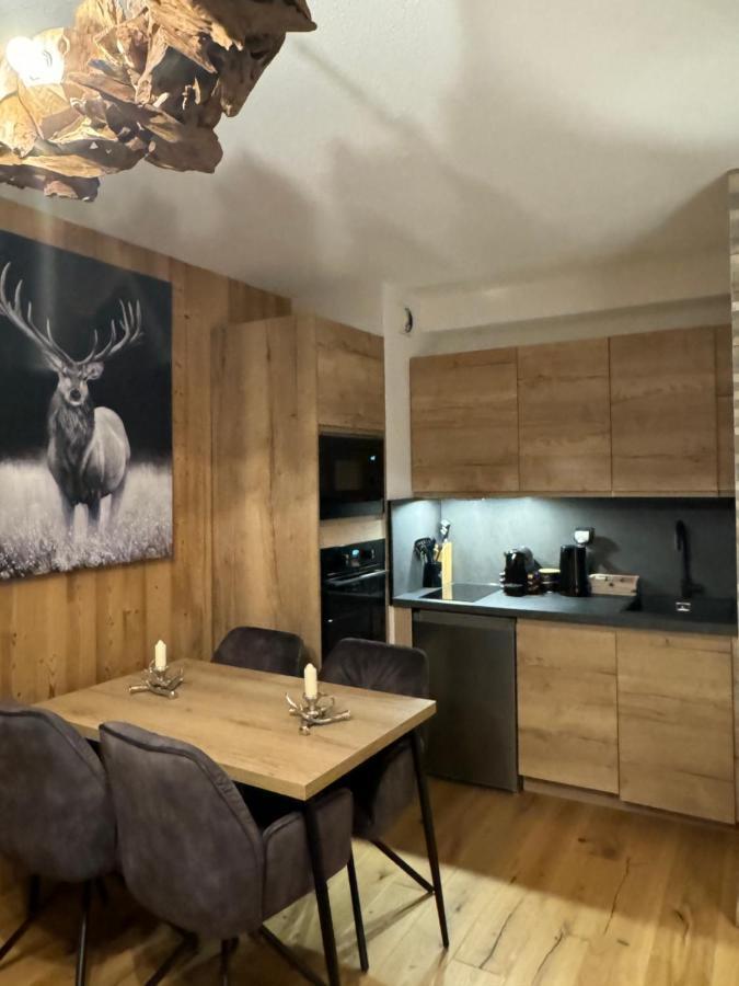 Cocon Au Coeur De Chamonix Avec Parking Gratuit Apartment Exterior photo