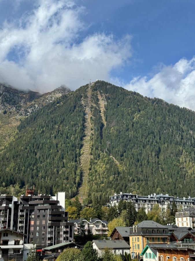 Cocon Au Coeur De Chamonix Avec Parking Gratuit Apartment Exterior photo