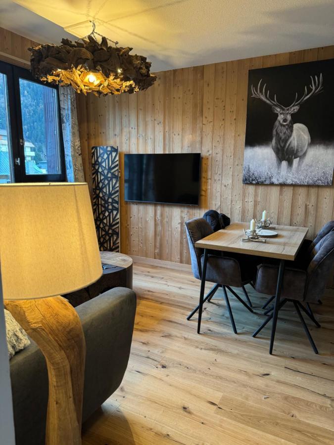 Cocon Au Coeur De Chamonix Avec Parking Gratuit Apartment Exterior photo