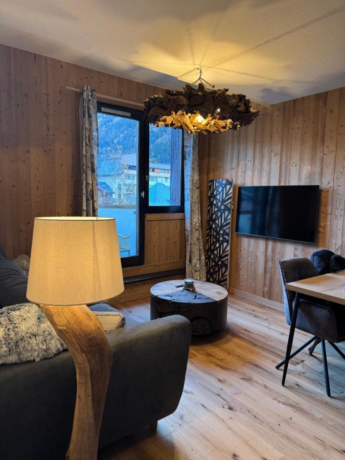 Cocon Au Coeur De Chamonix Avec Parking Gratuit Apartment Exterior photo